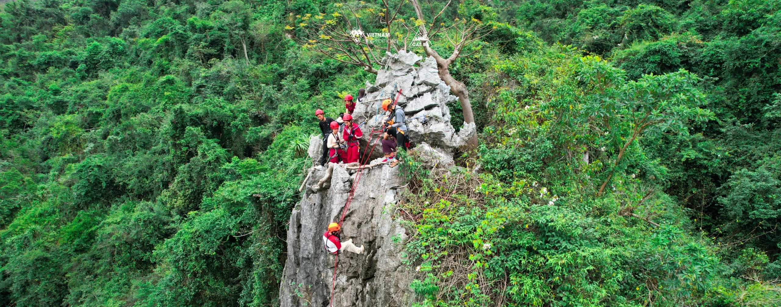 Abseiling Hồ Hang Vẹm Cát Bà