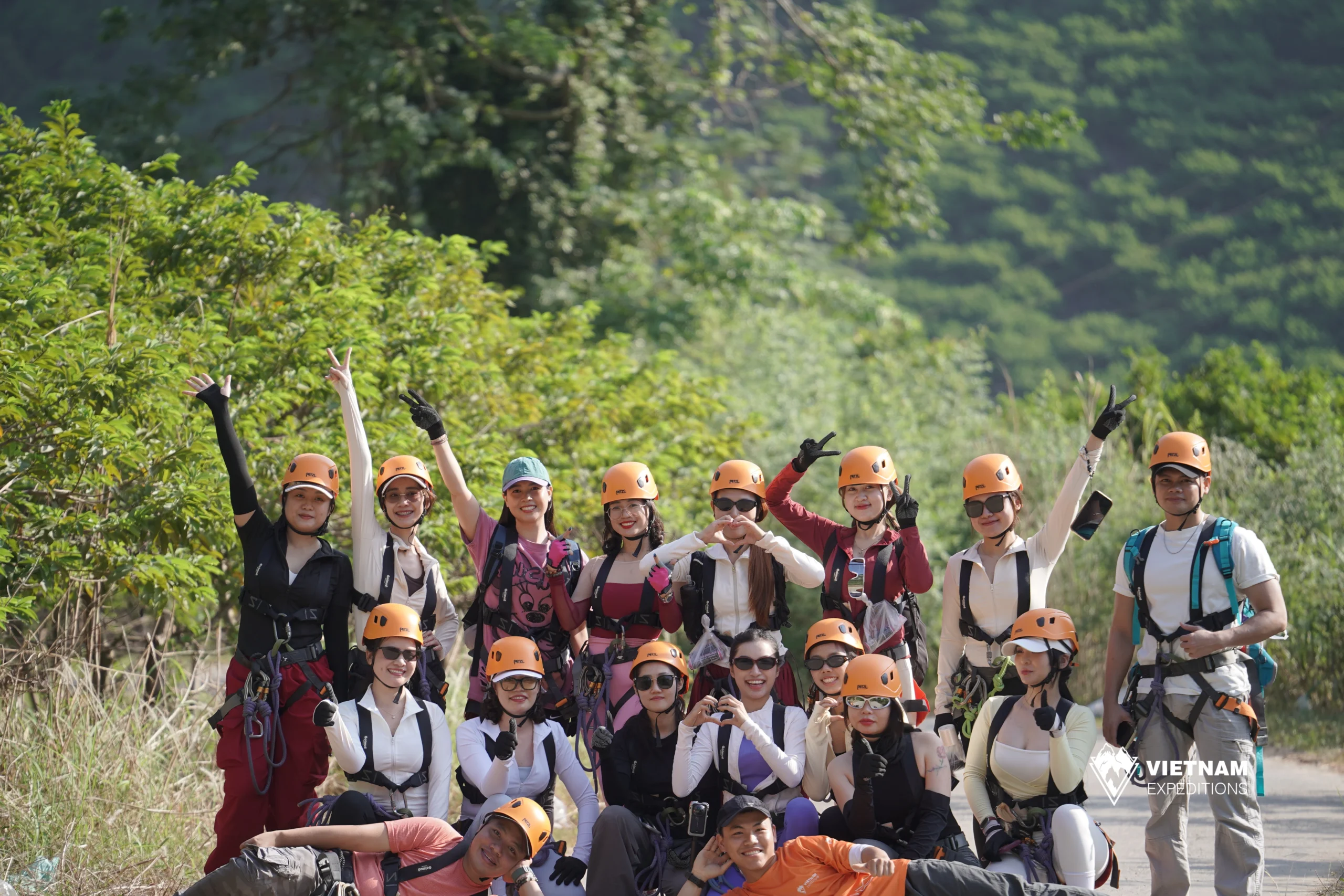tour Cổng Trời yên Sơn